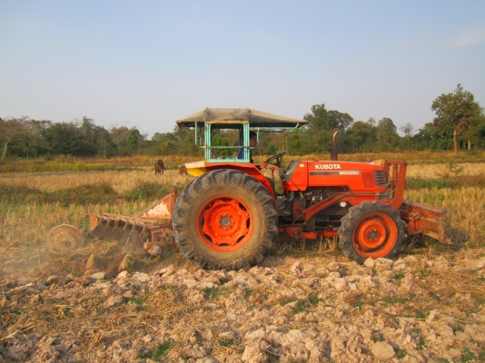 ขายถูกมาก!!! Kubota  M5000SU พร้อมอุปกรณ์
