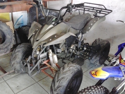 ++++++ ขาย รถ4ล้อ เอทีวี พร้อมขี่ 125cc ขาย 28,000 ค่ะ มี2คัน+++++