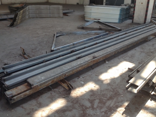 ขายโครงสร้าง 43 x 144 M สภาพสวย ได้พื้นที่ใช้สอย ราคาไม่แพง