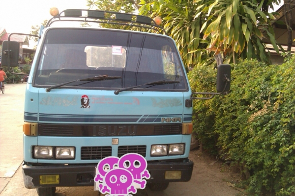ขายด่วน 6ล้อ ISUZU NKR 110 แรง พร้อมใช้
