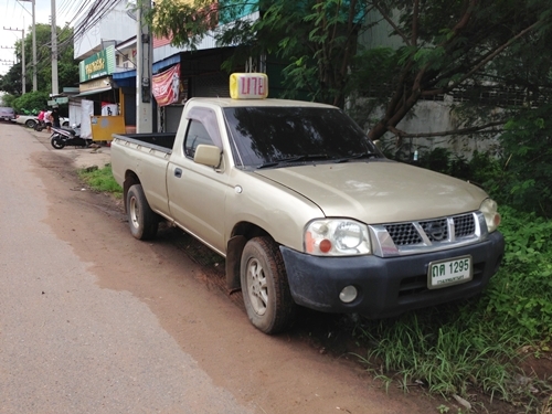 ขาย นิสสัน ฟรอนเทียร์ ปี04 เครื่อง UZ  เบนซิน+เเก๊ส ลงเล่มเเล้ว ****