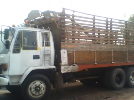 รถบรรทุก  10  ล้อ ISUZU  175  แรง รุ่น  FVZ 12 MY เครื่องดี  ครัชชีสวย