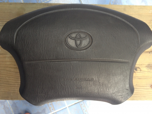 อยากขาย พวงมาลัย TOYOTA