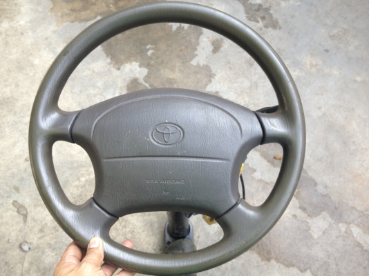 อยากขาย พวงมาลัย ชุดยกเลี้ยว พร้อมขา TOYOTA อยากขาย พวงมาลัย ชุดยกเลี้ยว พร้อมขา TOYOTA