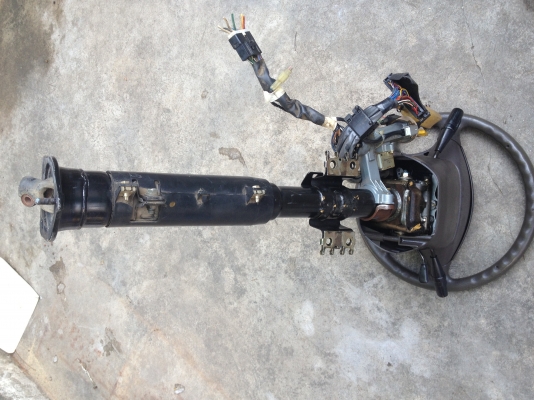 อยากขาย พวงมาลัย ชุดยกเลี้ยว พร้อมขา TOYOTA