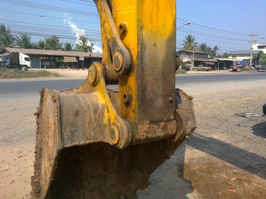ฝากขาย  KOMATSU PC200-5