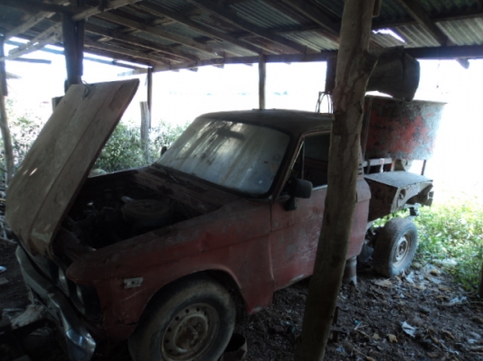 ขาย แบคโฮ pc 20   รถโม้ปูน 1  คัน