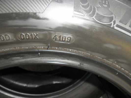 ยาง MICHELIN 215/65R16 ปี09
