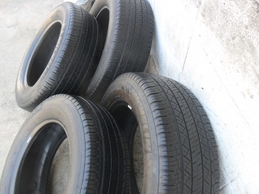 ยาง MICHELIN 215/65R16 ปี09