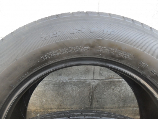 ยาง MICHELIN 215/65R16 ปี09