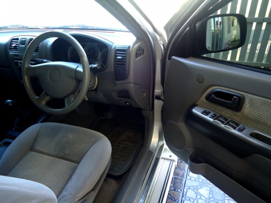 ขาย ISUZU D MAX  SLX CAB 4   ปี2005 เกียร์ธรรมดา 2500cc