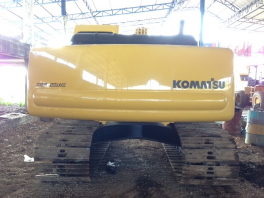 ขายรถแบคโฮ PC200-6 คันที่ 2 มีให้เลือก 3คัน รถพร้อมใช้ ไฟฟ้าครบ ช่วงล่างเต็มๆ  ราคาต่อรองได้