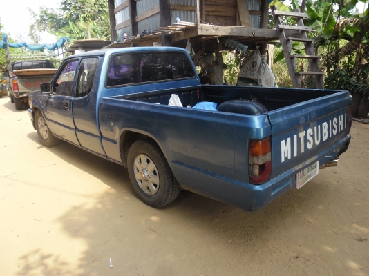 รถกระบะL200แอร่โร่บอดี แคป เครื่อง2500พวงมาลัยพาวเวอร์ ปี่2537รถสวยพร้อมใช้งาน รถกระบะL200แอร่โร่บอดี แคป เครื่อง2500พวงมาลัยพาวเวอร์ ปี่2537รถสวยพร้อมใช้งาน