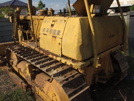 ขาย-รถดันดิน/ รถแทรกเตอร์ KOMATSU: D45A-1 มือสองนำเข้าจากญี่ปุ่น 90 แรงม้า สภาพสวย พร้อมใช้งาน