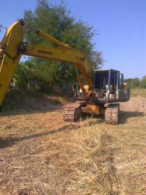 ขายKOMATSU PC 200-3สภาพสวยพร้อมใช้ ราคาต่อรองได้ ติดต่อได่ที่คุณ อ๊อฟ พิจิตร 086-737-9991 ขายKOMATSU PC 200-3สภาพสวยพร้อมใช้ ราคาต่อรองได้ ติดต่อได่ที่คุณ อ๊อฟ พิจิตร 086-737-9991