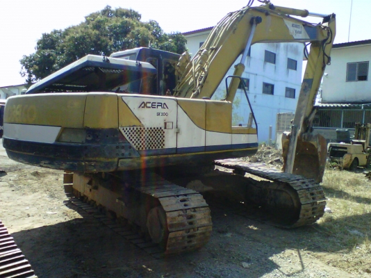 ขายKOBELCO SK200M3สภาพสวยพร้อมใช้ ราคามาต่องรองได้ ติดต่อได้ที่คุณอ๊อฟ พิจิตร 086-737-9991