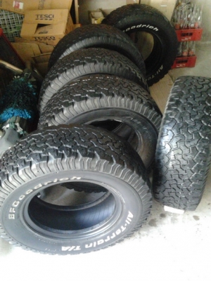 ขายยาง BF All 265/70/16 ปี08 สภาพดี 6 เส้น ขายยาง BF All 265/70/16 ปี08 สภาพดี 6 เส้น