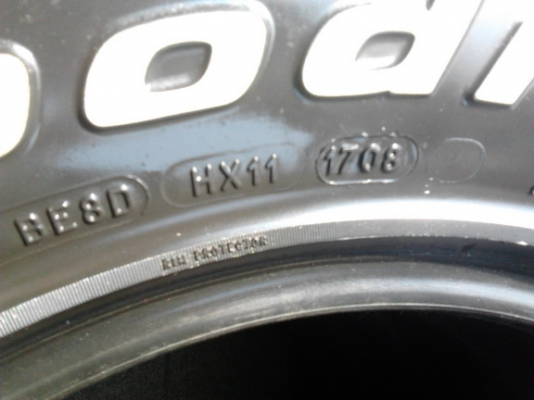 ขายยาง BF All 265/70/16 ปี08 สภาพดี 6 เส้น ขายยาง BF All 265/70/16 ปี08 สภาพดี 6 เส้น