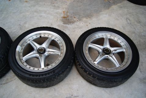 ล้อขอบ 17 หน้ากว้าง 8 et32 หลังกว้าง 9 et 36 1ชุด พร้อมยาง