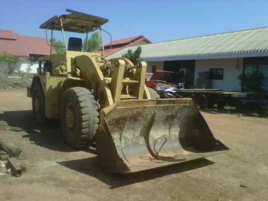 ขายรถตัก65zสภาพสวยพร้อมใช้ ราคาต่อรองได้ ติดต่อได้ที่คุณอ๊อฟ พิจิตร 086-737-9991