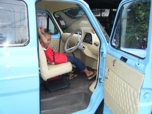 ขาย ford transit100 ราคา230,000บาท