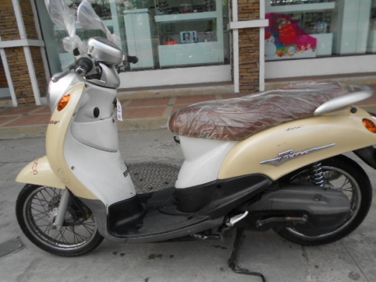 ัYamaha Fino เครื่องดี ชุดสีสวย ฝั่งซ้ายไม่หอน