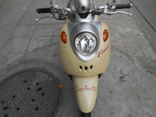 ัYamaha Fino เครื่องดี ชุดสีสวย ฝั่งซ้ายไม่หอน