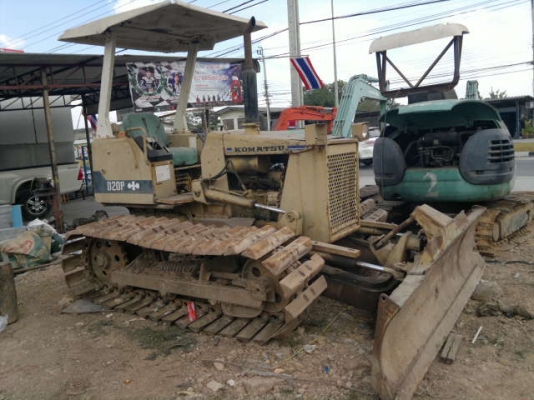 ขายรถแทรกเตอร์ KOMATSU D20P-6 ปรับ 5 ทิศทาง ตีนเป็ด รถเดิมๆพร้อมใช้