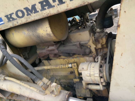 ขายรถแทรกเตอร์ KOMATSU D20P-6 ปรับ 5 ทิศทาง ตีนเป็ด รถเดิมๆพร้อมใช้