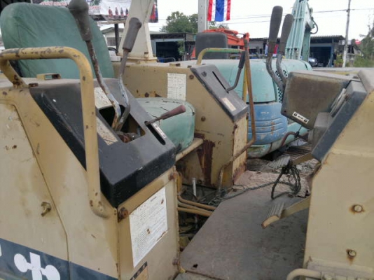 ขายรถแทรกเตอร์ KOMATSU D20P-6 ปรับ 5 ทิศทาง ตีนเป็ด รถเดิมๆพร้อมใช้