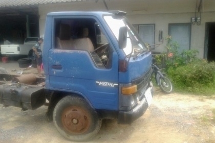 ขาย หัว ซัซซี่ TOYOTA  6 ล้อ DINA  (BU87)  ปี 91 เครื่อง 115 (14B)  หัว ซัซซี่ (ซัซซี่สวยมาก) รถห้าง ขายตามสภาพ 220,000.-