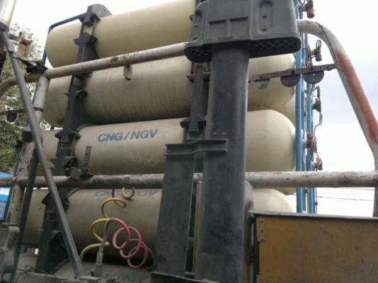 ขายรถหัวลาก 10 ล้อ 2 CNG 10 ถัง MITSUBISUHI FN527M-TG ปี.46