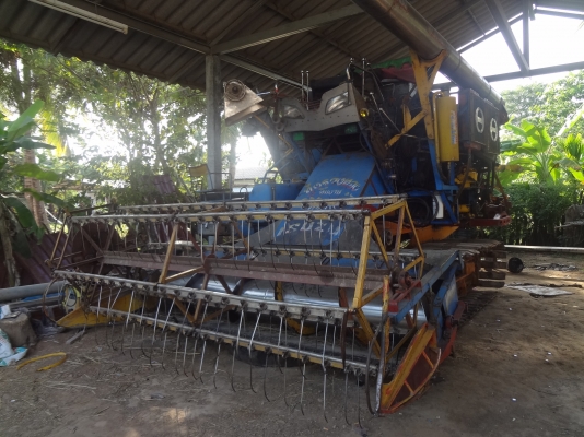 ขายเหมา รถเกี่ยวข้าว 2 คันอุ้ม1คัน ไม่อุ้ม1คัน เทเลอร์F18-1คัน ขายเหมา รถเกี่ยวข้าว 2 คันอุ้ม1คัน ไม่อุ้ม1คัน เทเลอร์F18-1คัน