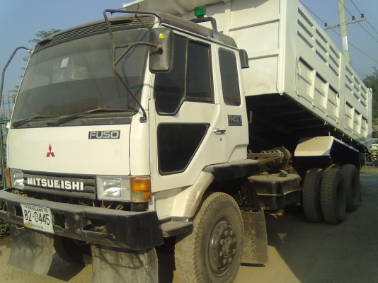 สิบล้อดั้ม มิตซูืืืบิชิ