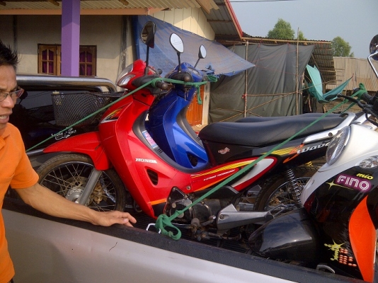 เวฟ 125 แพกคู่ ลดราคาแล้ว