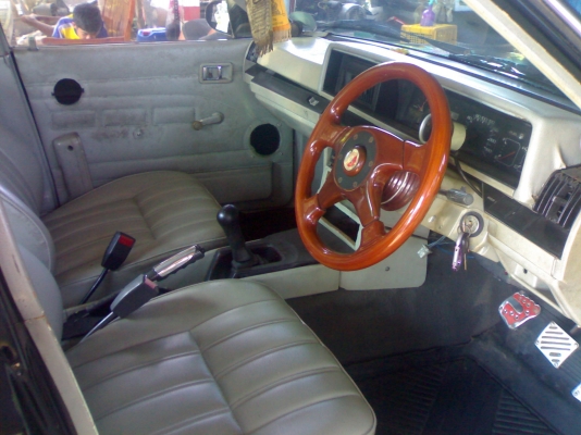 ขายdatsun เครื่อง sr20 สภายดีภายในสวยๆ