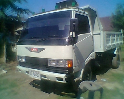ขายหกล้อ HINO KM 777 เครื่อง 117 สภาพเดิมเดิม ทะเบียนพร้อมโอน