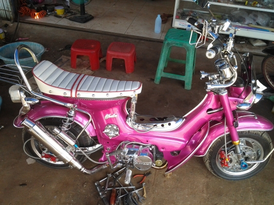 ขายชาลี