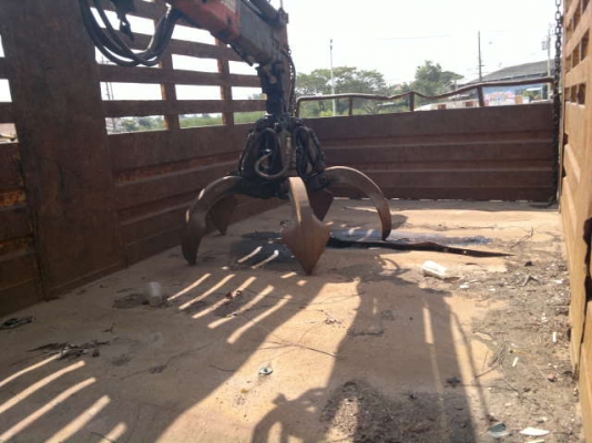 ขายรถ 10 ล้อ เพลาเดียว กระบะเหล็กคอกสูง ติดตั้ง เฮี๊ยบมือขยุ้ม  5 ตัน HINO FM รถสวย พร้อมใช้