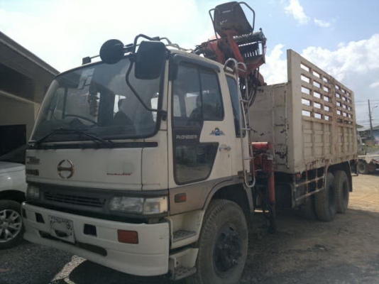 ขายรถ 10 ล้อ เพลาเดียว กระบะเหล็กคอกสูง ติดตั้ง เฮี๊ยบมือขยุ้ม  5 ตัน HINO FM รถสวย พร้อมใช้