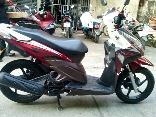 ขายด่วน CLICK i คอมบายเบรค ล้อแม็ค ปี 54 รถงามมากๆ สวยกริ๊ปๆ ราคาแค่ 25,500 บาทเท่านั้น