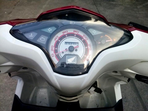 ขายด่วน CLICK i คอมบายเบรค ล้อแม็ค ปี 54 รถงามมากๆ สวยกริ๊ปๆ ราคาแค่ 25,500 บาทเท่านั้น