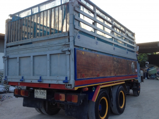 ขาย10ล้อหน้ายาว2เพลาดั๊มช่วงล่างจัมโบ้200 พ.เพาเวอร์ คัทซีสวย สวยเดิมบางป๊องๆ