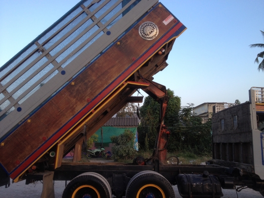 ขาย10ล้อหน้ายาว2เพลาดั๊มช่วงล่างจัมโบ้200 พ.เพาเวอร์ คัทซีสวย สวยเดิมบางป๊องๆ