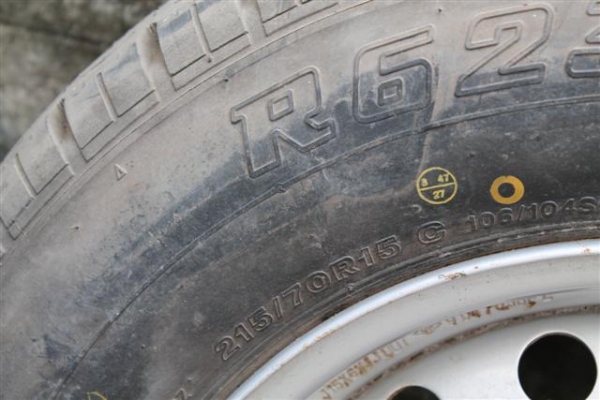 ต้องการขายล้ออะไหล่พร้อมยางเดิม DMAX ราคาถูก