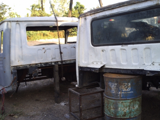 ขายหัวเก๋ง Nissan UD หัวปี๊ป สองหัวคู่ ราคาเบาๆ