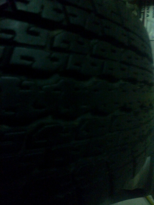 ล้อขอบ 16 อีซุซุ กล้ามปูพร้อมยาง บิสโตน 245/70/16 ปี 08 4วง12000 บาท ล้อขอบ 16 อีซุซุ กล้ามปูพร้อมยาง บิสโตน 245/70/16 ปี 08 4วง12000 บาท