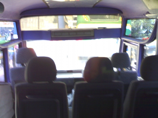 ขายด่วน!! รถแอร์ไฟฟ้า nissan ทั้งคัน 17 ที่นั่ง ต่อรองได้