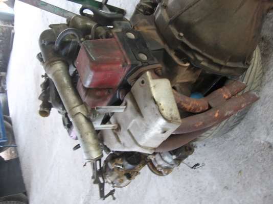 ขายเครื่อง นิสสัน Big M ฝาแดง พร้อมเกียร์ ติดต่อ.0819969436 ป๋าเล้ง