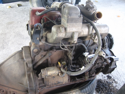 ขายเครื่อง นิสสัน Big M ฝาแดง พร้อมเกียร์ ติดต่อ.0819969436 ป๋าเล้ง